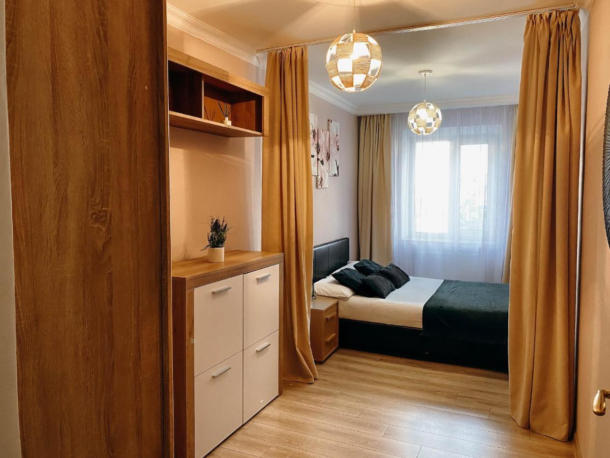 Апартаменти В Центрі Міста Ternopil Exterior foto